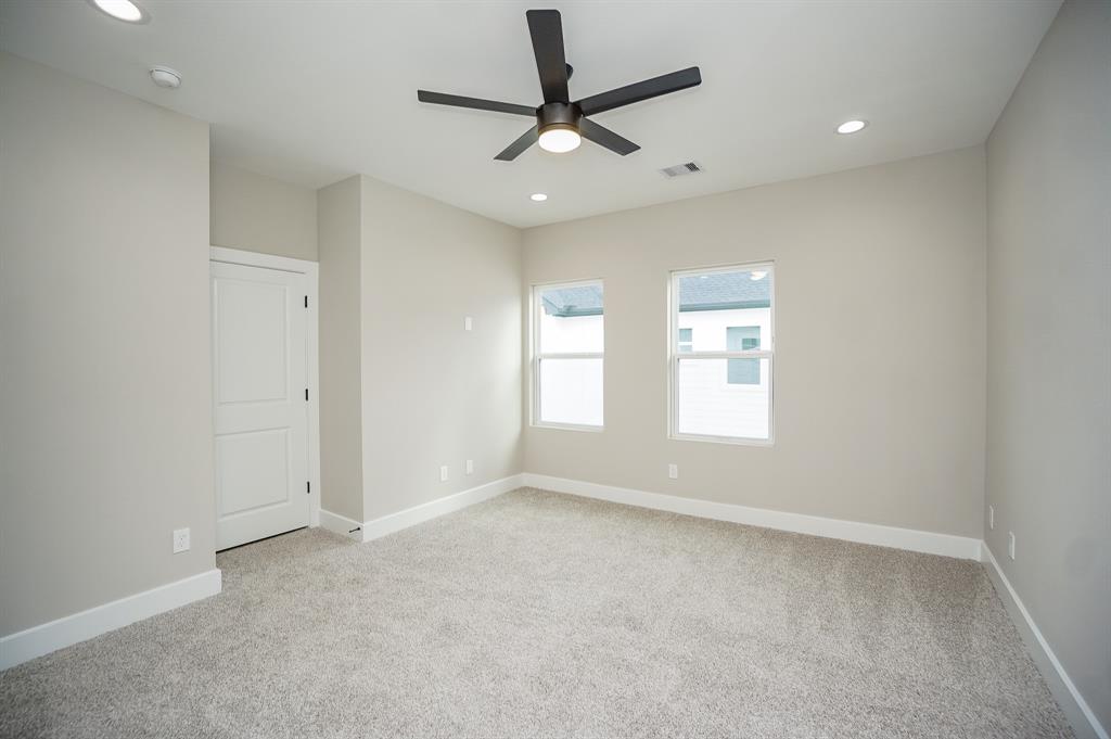 1439 3 25th Street, Houston, Texas 77008, 3 Bedrooms Bedrooms, 3 Rooms Rooms,3 BathroomsBathrooms,Single-family,For Sale,25th,86487249