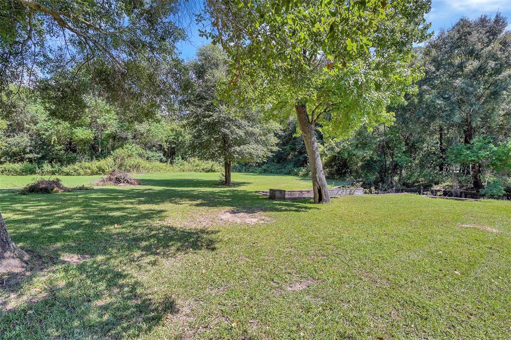 15204 1.5 Paradise View Drive, Willis, Texas 77318, 3 Bedrooms Bedrooms, 10 Rooms Rooms,2 BathroomsBathrooms,Single-family,For Sale,Paradise View,43439783