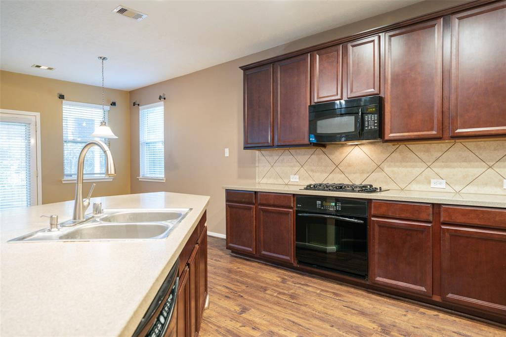 8211 2 Miramar Crest Court, Tomball, Texas 77375, 4 Bedrooms Bedrooms, 4 Rooms Rooms,2 BathroomsBathrooms,Single-family,For Sale,Miramar Crest,73290309