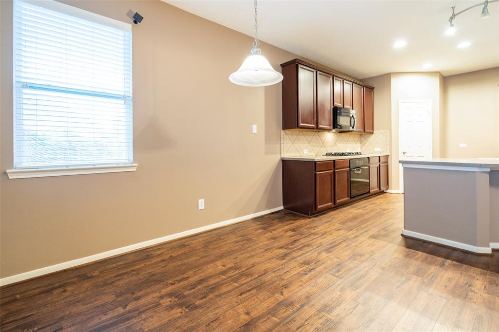 8211 2 Miramar Crest Court, Tomball, Texas 77375, 4 Bedrooms Bedrooms, 4 Rooms Rooms,2 BathroomsBathrooms,Single-family,For Sale,Miramar Crest,73290309