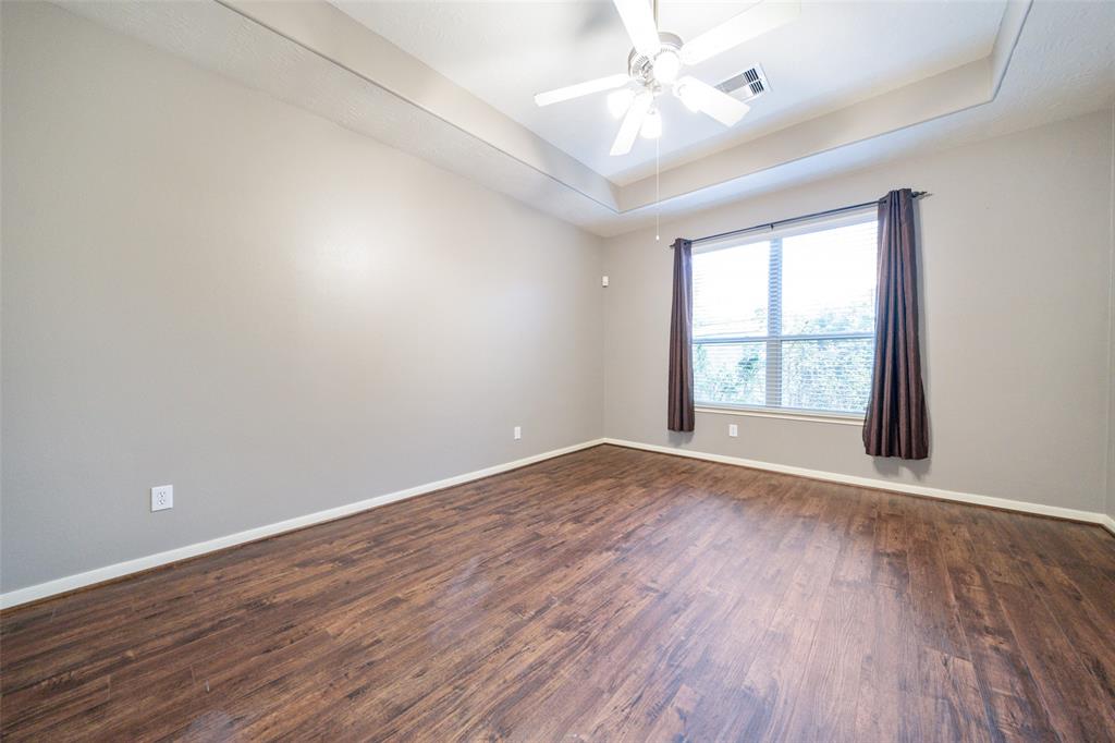 8211 2 Miramar Crest Court, Tomball, Texas 77375, 4 Bedrooms Bedrooms, 4 Rooms Rooms,2 BathroomsBathrooms,Single-family,For Sale,Miramar Crest,73290309
