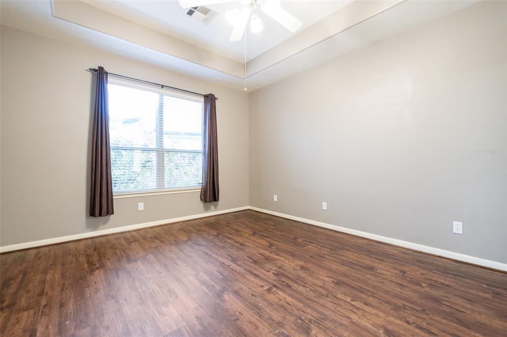 8211 2 Miramar Crest Court, Tomball, Texas 77375, 4 Bedrooms Bedrooms, 4 Rooms Rooms,2 BathroomsBathrooms,Single-family,For Sale,Miramar Crest,73290309