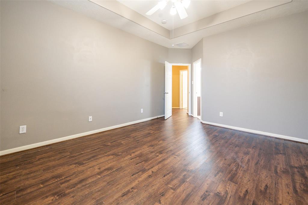 8211 2 Miramar Crest Court, Tomball, Texas 77375, 4 Bedrooms Bedrooms, 4 Rooms Rooms,2 BathroomsBathrooms,Single-family,For Sale,Miramar Crest,73290309