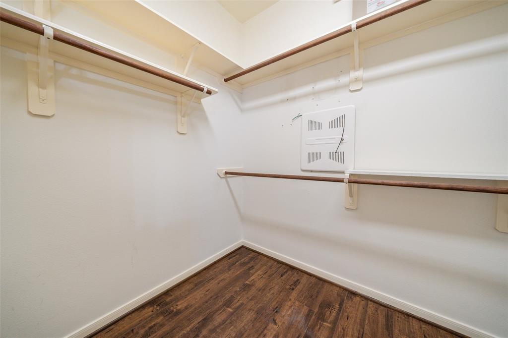 8211 2 Miramar Crest Court, Tomball, Texas 77375, 4 Bedrooms Bedrooms, 4 Rooms Rooms,2 BathroomsBathrooms,Single-family,For Sale,Miramar Crest,73290309