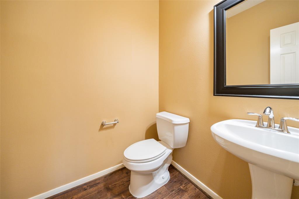8211 2 Miramar Crest Court, Tomball, Texas 77375, 4 Bedrooms Bedrooms, 4 Rooms Rooms,2 BathroomsBathrooms,Single-family,For Sale,Miramar Crest,73290309