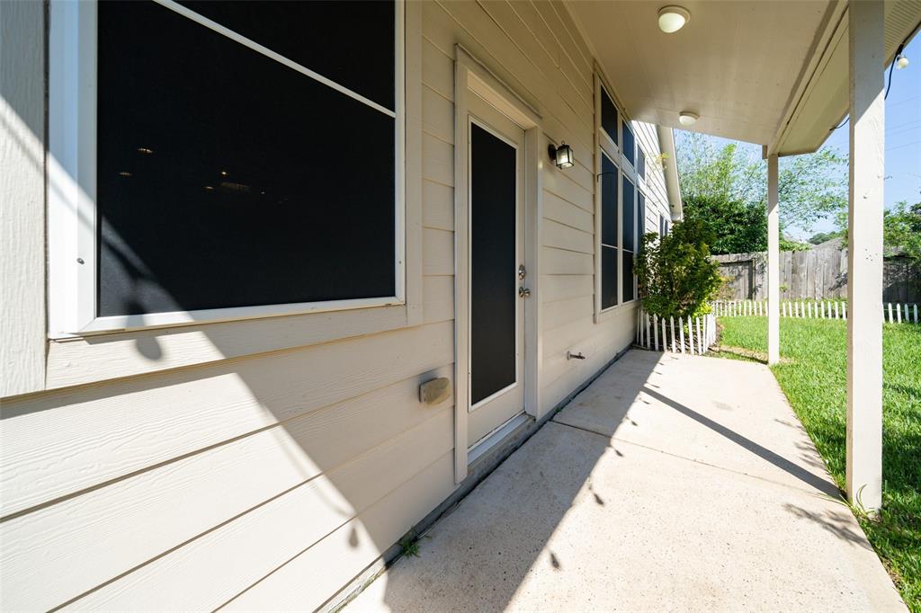 8211 2 Miramar Crest Court, Tomball, Texas 77375, 4 Bedrooms Bedrooms, 4 Rooms Rooms,2 BathroomsBathrooms,Single-family,For Sale,Miramar Crest,73290309