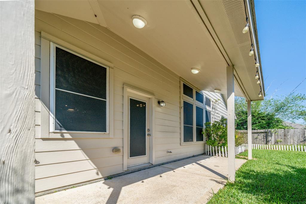 8211 2 Miramar Crest Court, Tomball, Texas 77375, 4 Bedrooms Bedrooms, 4 Rooms Rooms,2 BathroomsBathrooms,Single-family,For Sale,Miramar Crest,73290309