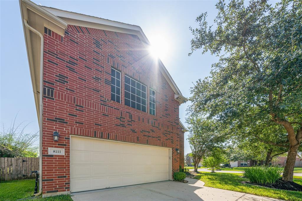 8211 2 Miramar Crest Court, Tomball, Texas 77375, 4 Bedrooms Bedrooms, 4 Rooms Rooms,2 BathroomsBathrooms,Single-family,For Sale,Miramar Crest,73290309