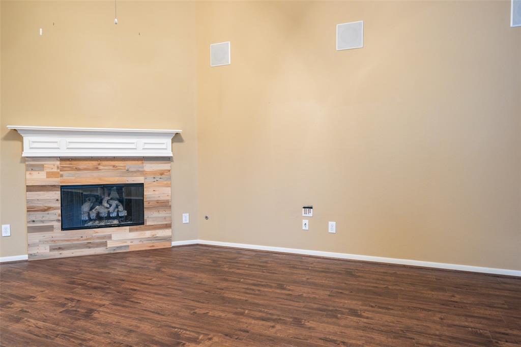 8211 2 Miramar Crest Court, Tomball, Texas 77375, 4 Bedrooms Bedrooms, 4 Rooms Rooms,2 BathroomsBathrooms,Single-family,For Sale,Miramar Crest,73290309