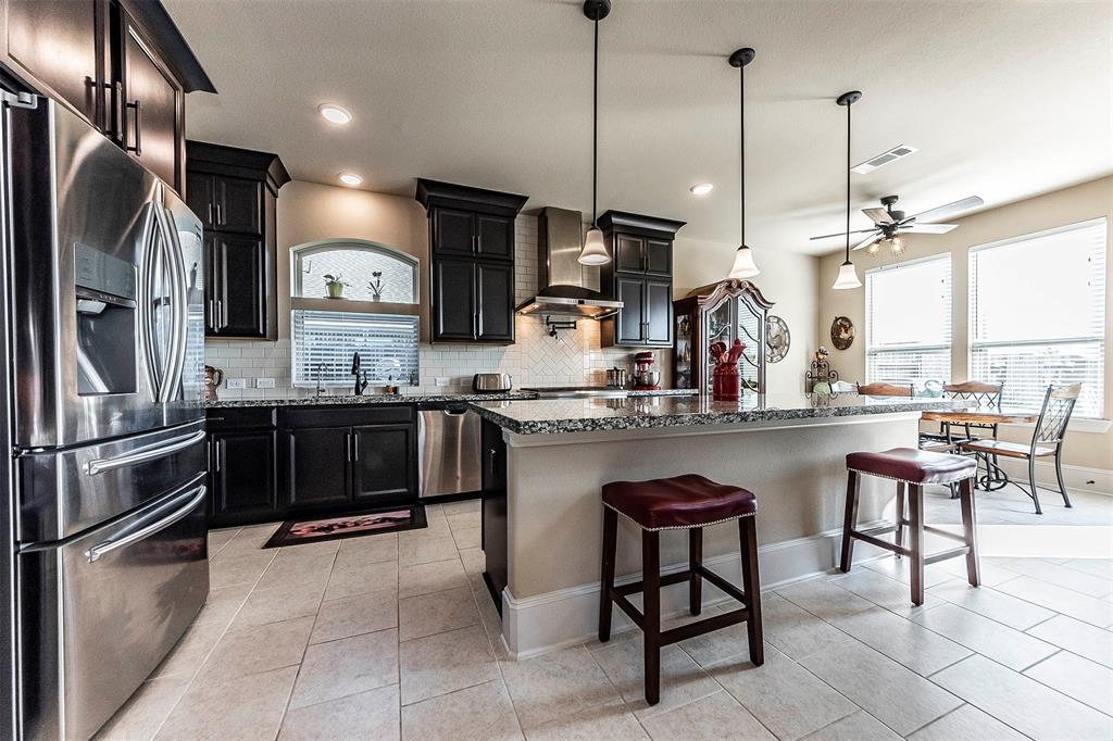 12521 2 Grand Haven Drive, Texas City, Texas 77568, 4 Bedrooms Bedrooms, 9 Rooms Rooms,3 BathroomsBathrooms,Single-family,For Sale,Grand Haven,59151726