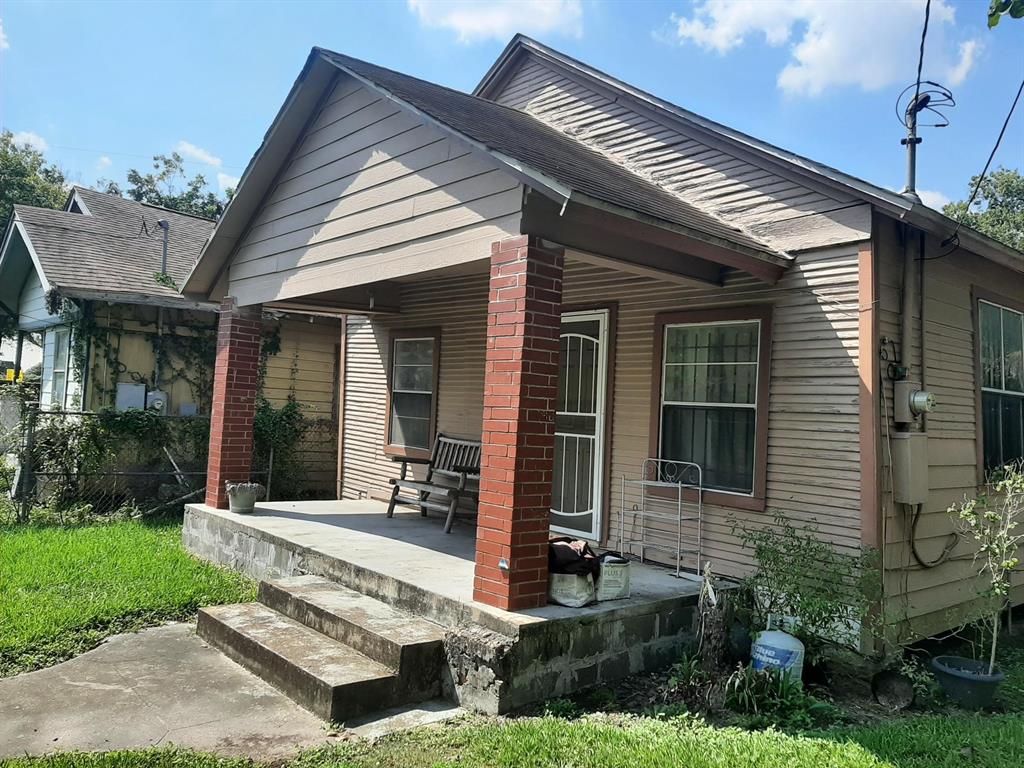 3404 1 live oak st, Houston, Texas 77004, 2 Bedrooms Bedrooms, 3 Rooms Rooms,1 BathroomBathrooms,Single-family,For Sale,live oak st,31139819