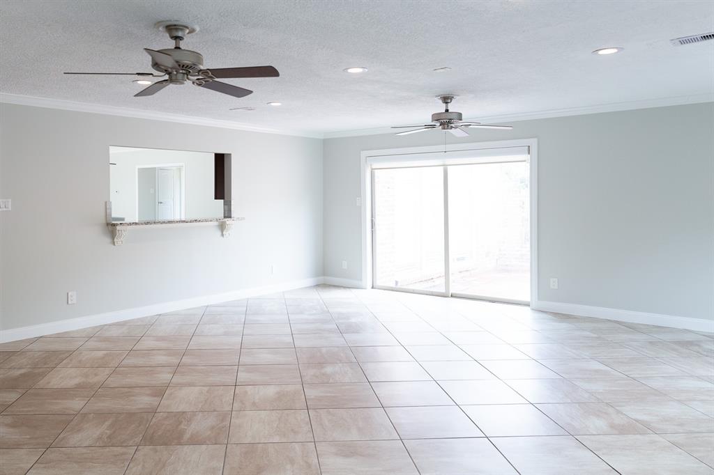 4903 1 Braesheather Drive, Houston, Texas 77096, 4 Bedrooms Bedrooms, 4 Rooms Rooms,4 BathroomsBathrooms,Single-family,For Sale,Braesheather,67840839