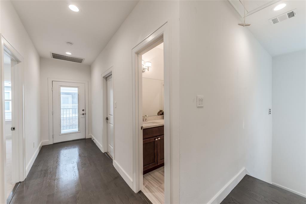 118 2 Sylvester Road, Houston, Texas 77009, 3 Bedrooms Bedrooms, 6 Rooms Rooms,2 BathroomsBathrooms,Single-family,For Sale,Sylvester,89228777