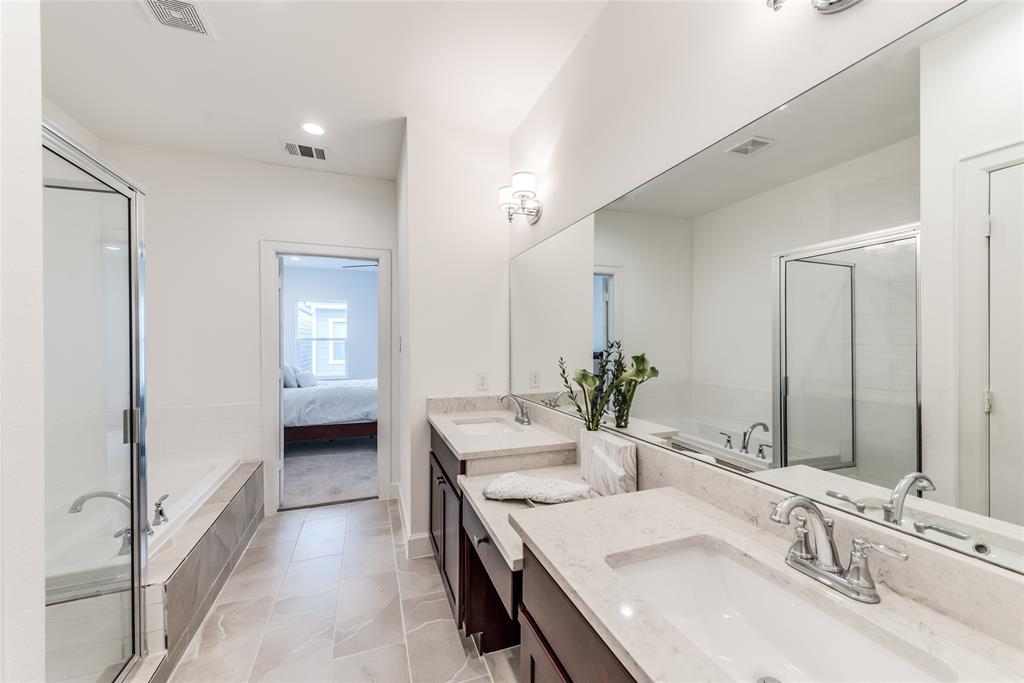 118 2 Sylvester Road, Houston, Texas 77009, 3 Bedrooms Bedrooms, 6 Rooms Rooms,2 BathroomsBathrooms,Single-family,For Sale,Sylvester,89228777
