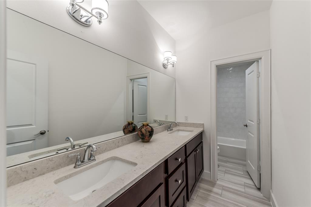 118 2 Sylvester Road, Houston, Texas 77009, 3 Bedrooms Bedrooms, 6 Rooms Rooms,2 BathroomsBathrooms,Single-family,For Sale,Sylvester,89228777