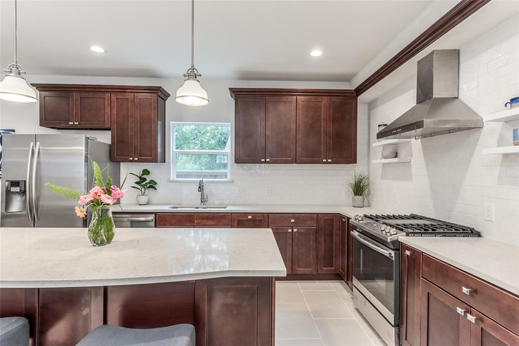 118 2 Sylvester Road, Houston, Texas 77009, 3 Bedrooms Bedrooms, 6 Rooms Rooms,2 BathroomsBathrooms,Single-family,For Sale,Sylvester,89228777