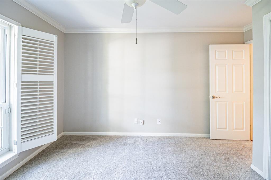 10043 1 Wickersham Lane, Houston, Texas 77042, 3 Bedrooms Bedrooms, 3 Rooms Rooms,2 BathroomsBathrooms,Single-family,For Sale,Wickersham,68106533