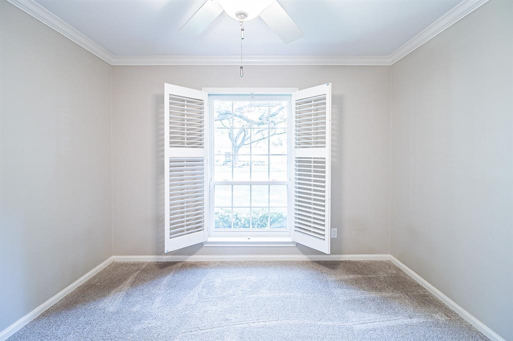 10043 1 Wickersham Lane, Houston, Texas 77042, 3 Bedrooms Bedrooms, 3 Rooms Rooms,2 BathroomsBathrooms,Single-family,For Sale,Wickersham,68106533