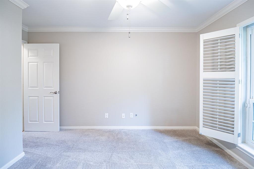 10043 1 Wickersham Lane, Houston, Texas 77042, 3 Bedrooms Bedrooms, 3 Rooms Rooms,2 BathroomsBathrooms,Single-family,For Sale,Wickersham,68106533