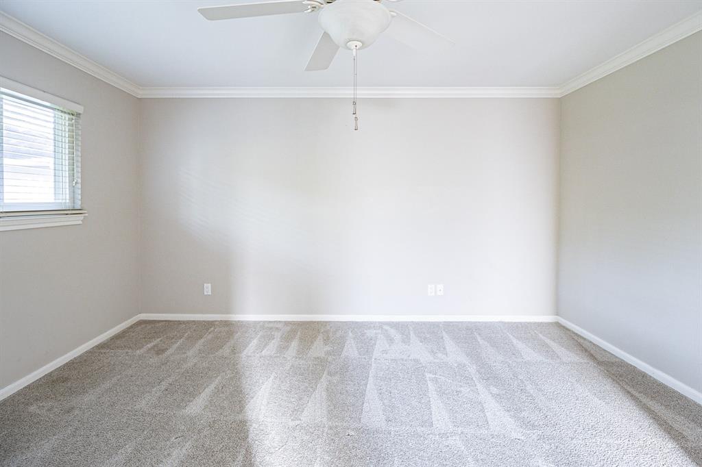 10043 1 Wickersham Lane, Houston, Texas 77042, 3 Bedrooms Bedrooms, 3 Rooms Rooms,2 BathroomsBathrooms,Single-family,For Sale,Wickersham,68106533