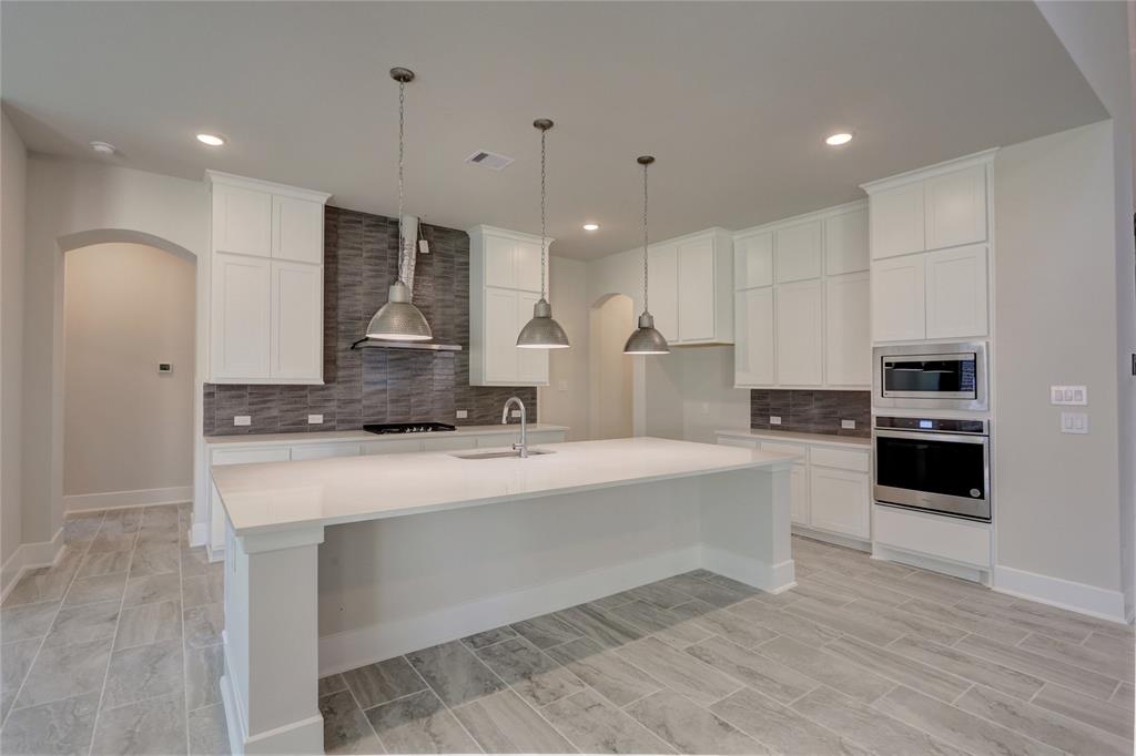 115 2 Keechie Creek Court, Conroe, Texas 77304, 4 Bedrooms Bedrooms, 17 Rooms Rooms,3 BathroomsBathrooms,Single-family,For Sale,Keechie Creek,55728643