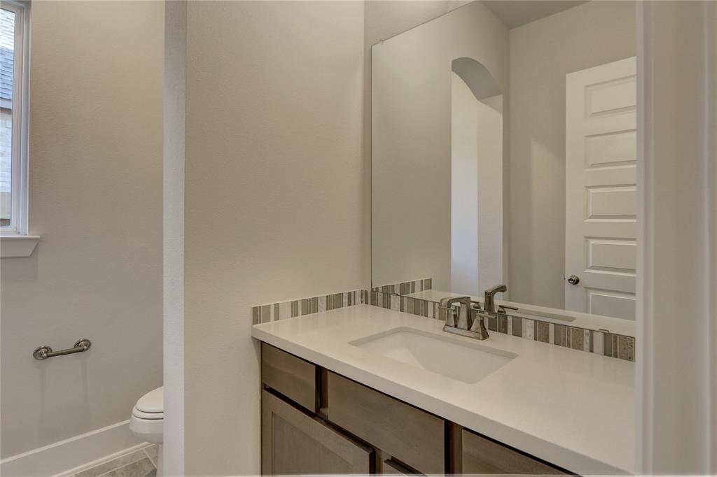 115 2 Keechie Creek Court, Conroe, Texas 77304, 4 Bedrooms Bedrooms, 17 Rooms Rooms,3 BathroomsBathrooms,Single-family,For Sale,Keechie Creek,55728643