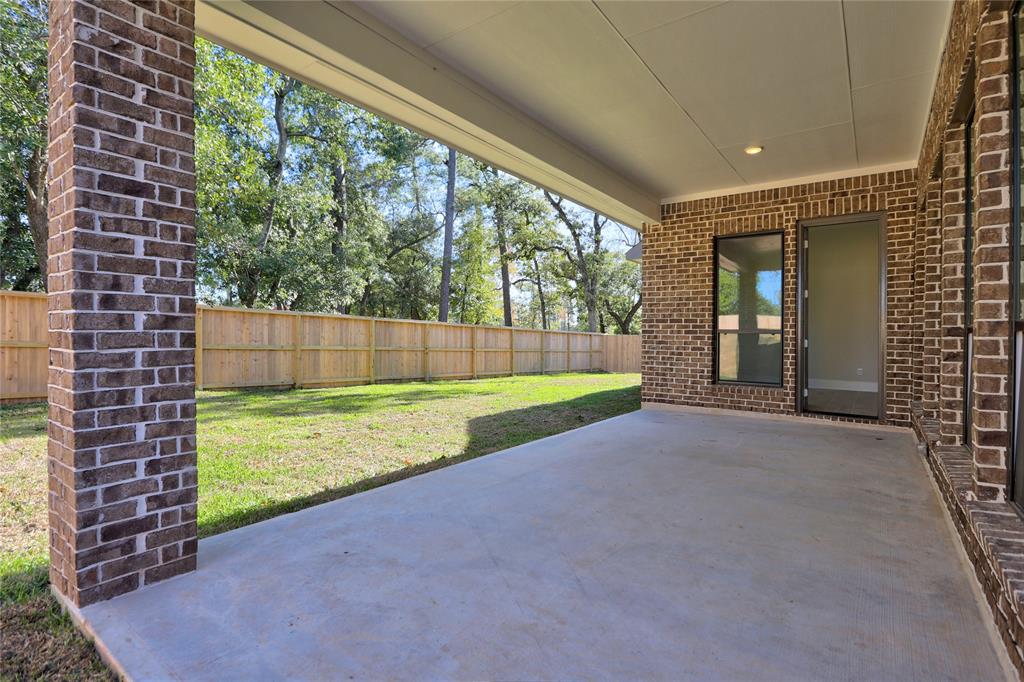 115 2 Keechie Creek Court, Conroe, Texas 77304, 4 Bedrooms Bedrooms, 17 Rooms Rooms,3 BathroomsBathrooms,Single-family,For Sale,Keechie Creek,55728643