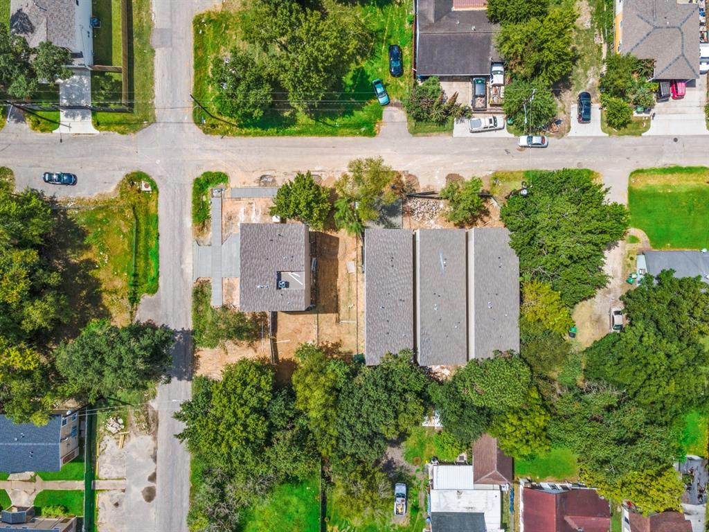 6741 2 Calhoun Road, Houston, Texas 77021, 3 Bedrooms Bedrooms, 10 Rooms Rooms,3 BathroomsBathrooms,Single-family,For Sale,Calhoun,60372580