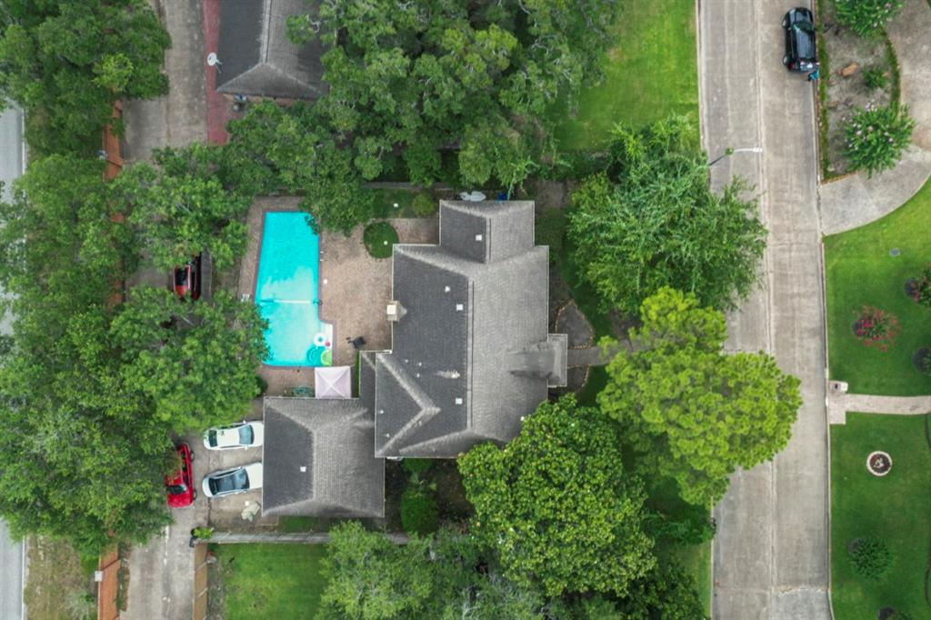 15730 2 Walkwood Drive, Houston, Texas 77079, 4 Bedrooms Bedrooms, 10 Rooms Rooms,2 BathroomsBathrooms,Single-family,For Sale,Walkwood,52649651