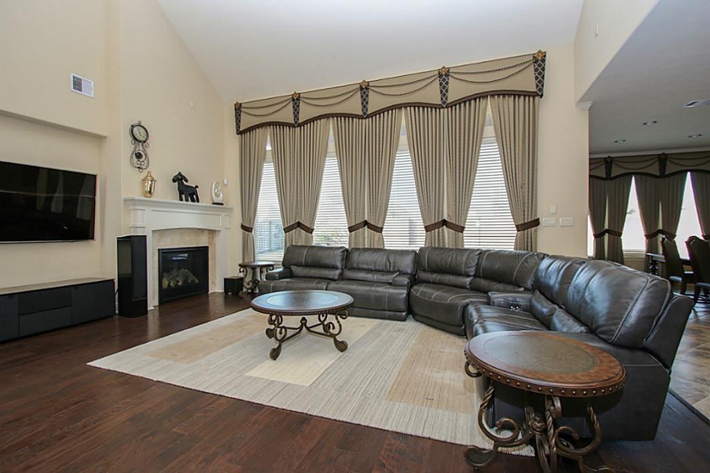 17610 2 Lanarkshire Crossing, Richmond, Texas 77407, 5 Bedrooms Bedrooms, 9 Rooms Rooms,4 BathroomsBathrooms,Single-family,For Sale,Lanarkshire Crossing,86199395