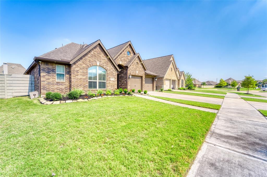 2341 1 Yaupon Park Lane, Manvel, Texas 77578, 4 Bedrooms Bedrooms, 6 Rooms Rooms,3 BathroomsBathrooms,Single-family,For Sale,Yaupon Park,52088580