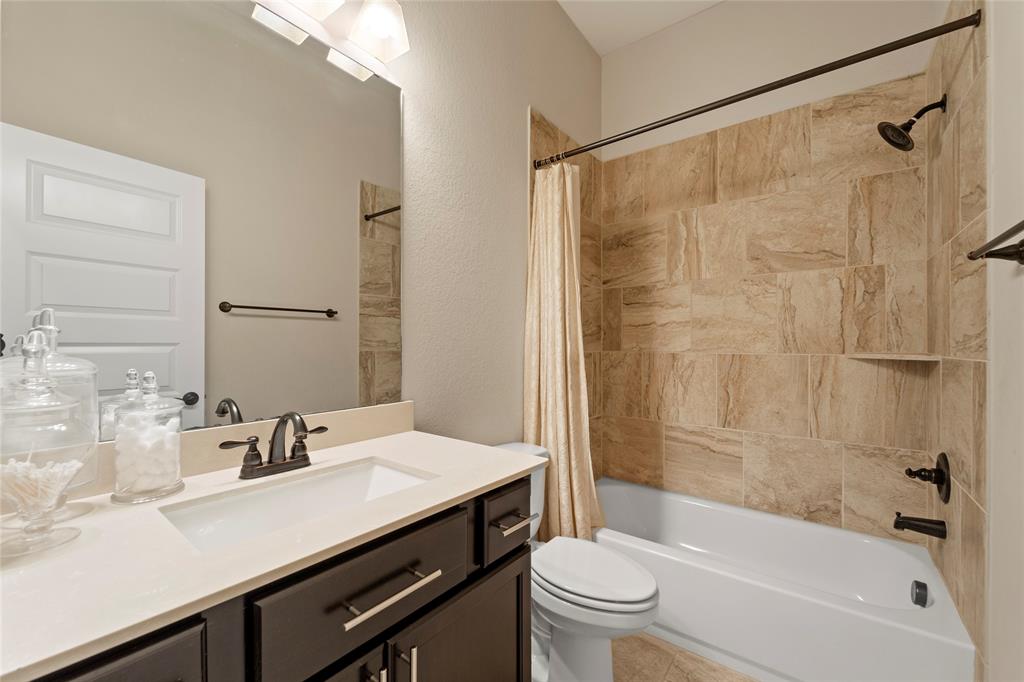 2341 1 Yaupon Park Lane, Manvel, Texas 77578, 4 Bedrooms Bedrooms, 6 Rooms Rooms,3 BathroomsBathrooms,Single-family,For Sale,Yaupon Park,52088580