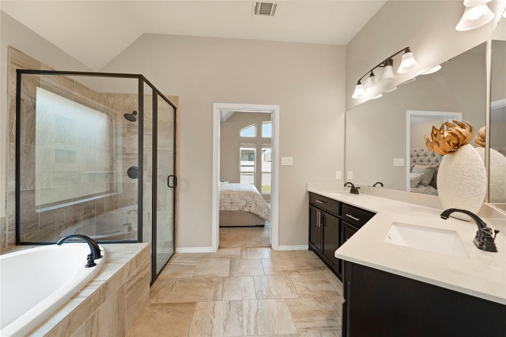 2341 1 Yaupon Park Lane, Manvel, Texas 77578, 4 Bedrooms Bedrooms, 6 Rooms Rooms,3 BathroomsBathrooms,Single-family,For Sale,Yaupon Park,52088580