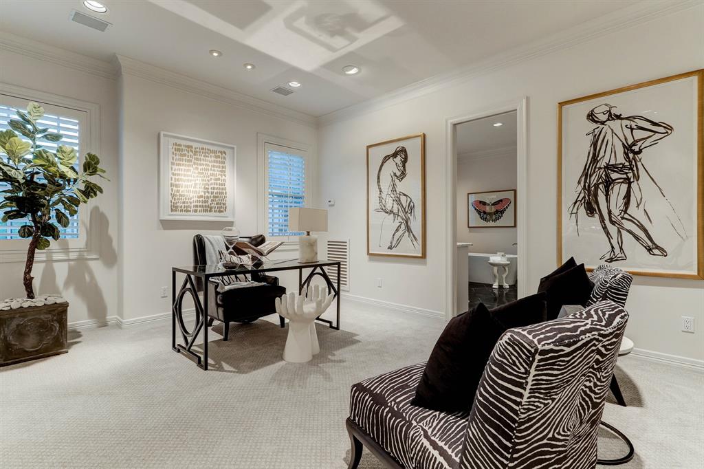 14 3 Eaton Square, Houston, Texas 77027, 3 Bedrooms Bedrooms, 10 Rooms Rooms,5 BathroomsBathrooms,Single-family,For Sale,Eaton,66322726