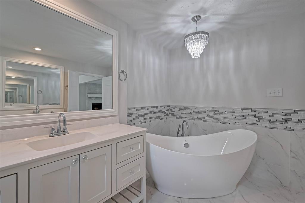 3122 2 Silver Falls Drive, Humble, Texas 77339, 3 Bedrooms Bedrooms, 9 Rooms Rooms,2 BathroomsBathrooms,Single-family,For Sale,Silver Falls,71265166