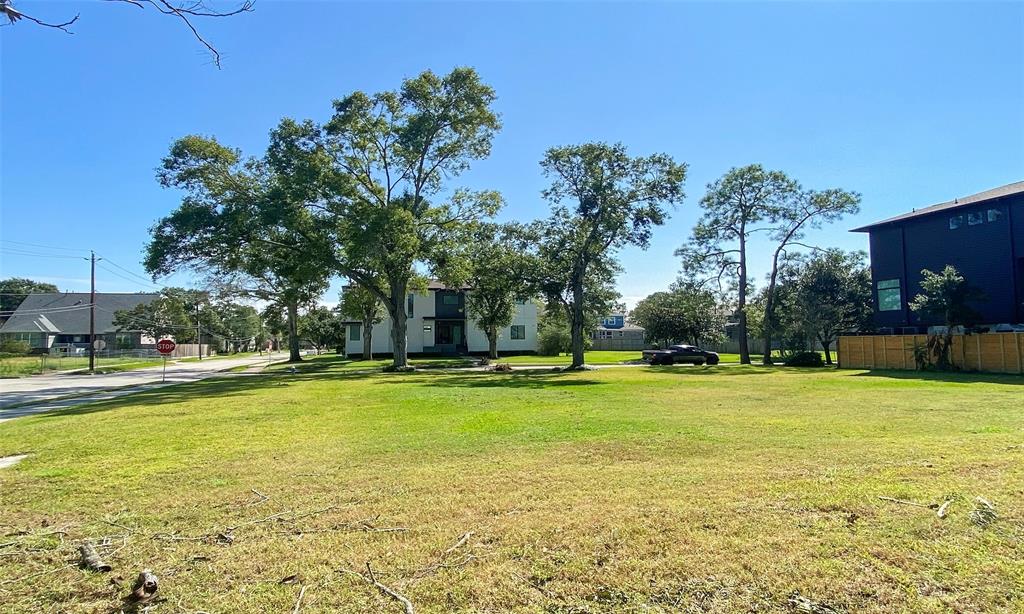 5002 Glenmeadow Drive, Houston, Texas 77096, ,Lots,For Sale,Glenmeadow,32664897