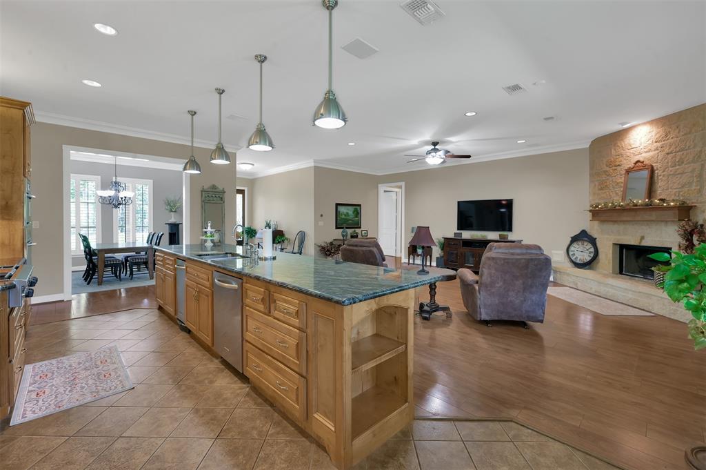 9089 1 Ponderosa Drive, Montgomery, Texas 77316, 3 Bedrooms Bedrooms, 8 Rooms Rooms,3 BathroomsBathrooms,Single-family,For Sale,Ponderosa,76717428