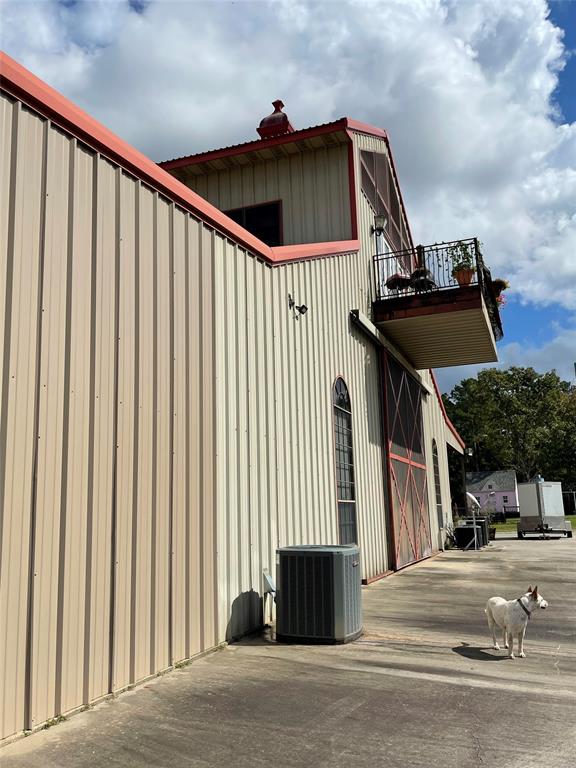 10890 2 Fm 830 Road, Willis, Texas 77318, 3 Bedrooms Bedrooms, 10 Rooms Rooms,2 BathroomsBathrooms,Country Homes/acreage,For Sale,Fm 830,73801568