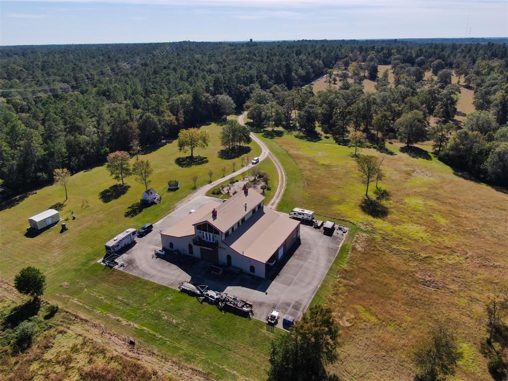 10890 2 Fm 830 Road, Willis, Texas 77318, 3 Bedrooms Bedrooms, 10 Rooms Rooms,2 BathroomsBathrooms,Country Homes/acreage,For Sale,Fm 830,73801568