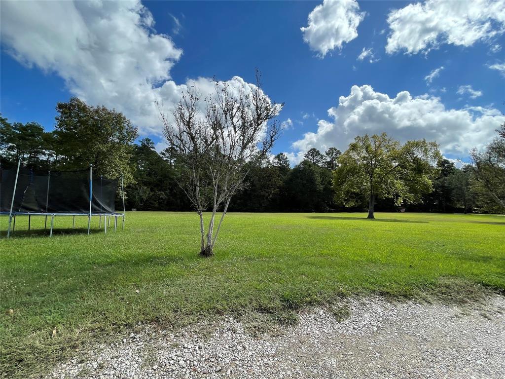 10890 2 Fm 830 Road, Willis, Texas 77318, 3 Bedrooms Bedrooms, 10 Rooms Rooms,2 BathroomsBathrooms,Country Homes/acreage,For Sale,Fm 830,73801568