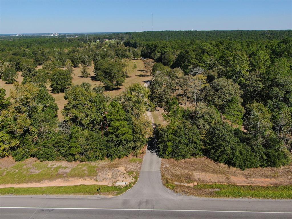 10890 2 Fm 830 Road, Willis, Texas 77318, 3 Bedrooms Bedrooms, 10 Rooms Rooms,2 BathroomsBathrooms,Country Homes/acreage,For Sale,Fm 830,73801568