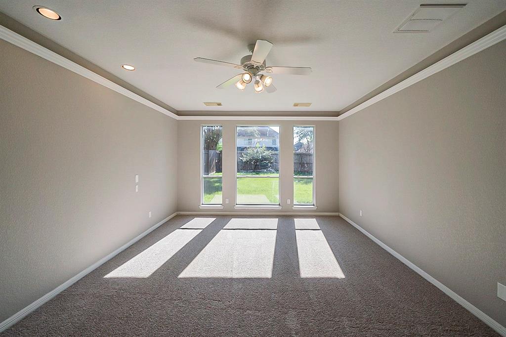 15910 2 Crooked Lake Way, Cypress, Texas 77433, 5 Bedrooms Bedrooms, 5 Rooms Rooms,3 BathroomsBathrooms,Single-family,For Sale,Crooked Lake,56237614