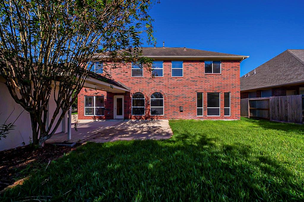 15910 2 Crooked Lake Way, Cypress, Texas 77433, 5 Bedrooms Bedrooms, 5 Rooms Rooms,3 BathroomsBathrooms,Single-family,For Sale,Crooked Lake,56237614