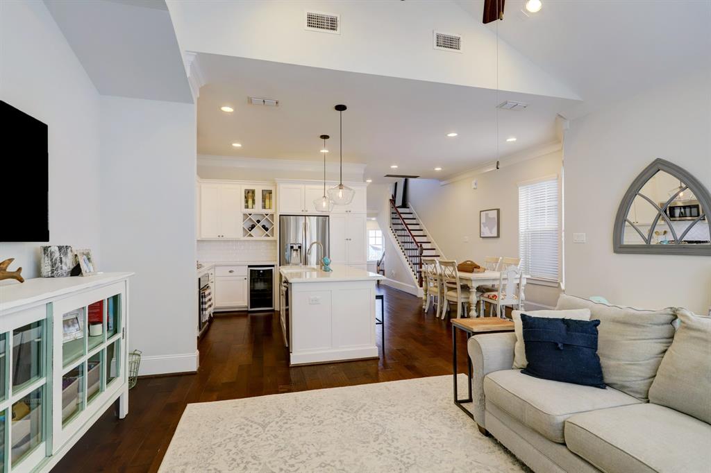 741 Dorothy Street