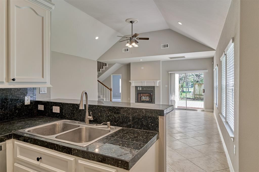 13207 2 Salem Circle, Montgomery, Texas 77356, 3 Bedrooms Bedrooms, 6 Rooms Rooms,2 BathroomsBathrooms,Single-family,For Sale,Salem,81431381
