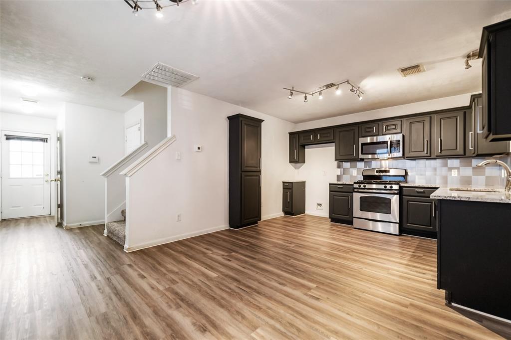 1209 2 Ruthven Street, Houston, Texas 77019, 2 Bedrooms Bedrooms, 2 Rooms Rooms,2 BathroomsBathrooms,Single-family,For Sale,Ruthven,80318102
