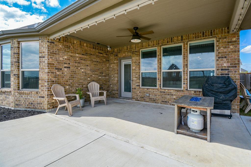 23811 2 Northwood Terrace Lane, Katy, Texas 77493, 5 Bedrooms Bedrooms, 9 Rooms Rooms,3 BathroomsBathrooms,Single-family,For Sale,Northwood Terrace,79662109