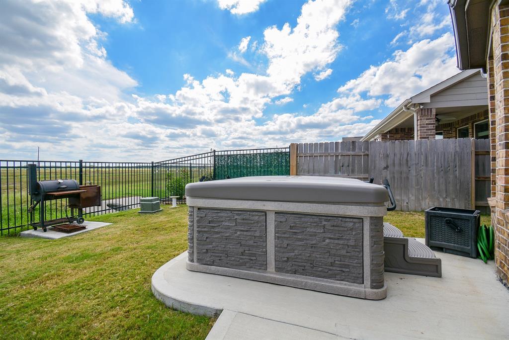 23811 2 Northwood Terrace Lane, Katy, Texas 77493, 5 Bedrooms Bedrooms, 9 Rooms Rooms,3 BathroomsBathrooms,Single-family,For Sale,Northwood Terrace,79662109