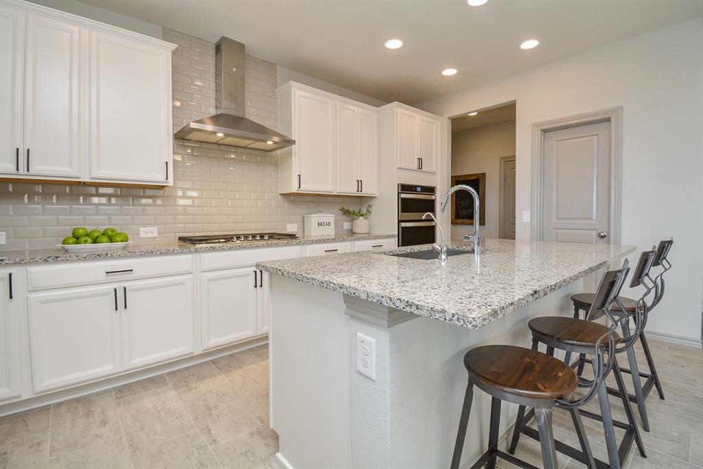 23811 2 Northwood Terrace Lane, Katy, Texas 77493, 5 Bedrooms Bedrooms, 9 Rooms Rooms,3 BathroomsBathrooms,Single-family,For Sale,Northwood Terrace,79662109