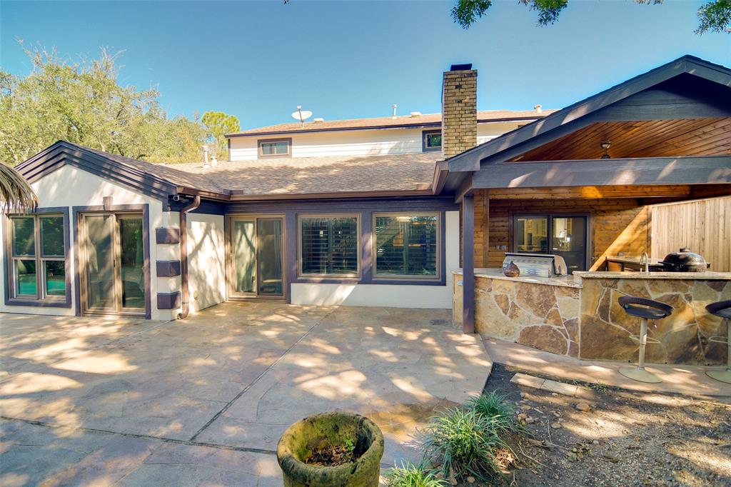 12155 2 Piping Rock Drive, Houston, Texas 77077, 4 Bedrooms Bedrooms, 16 Rooms Rooms,3 BathroomsBathrooms,Single-family,For Sale,Piping Rock,55980718